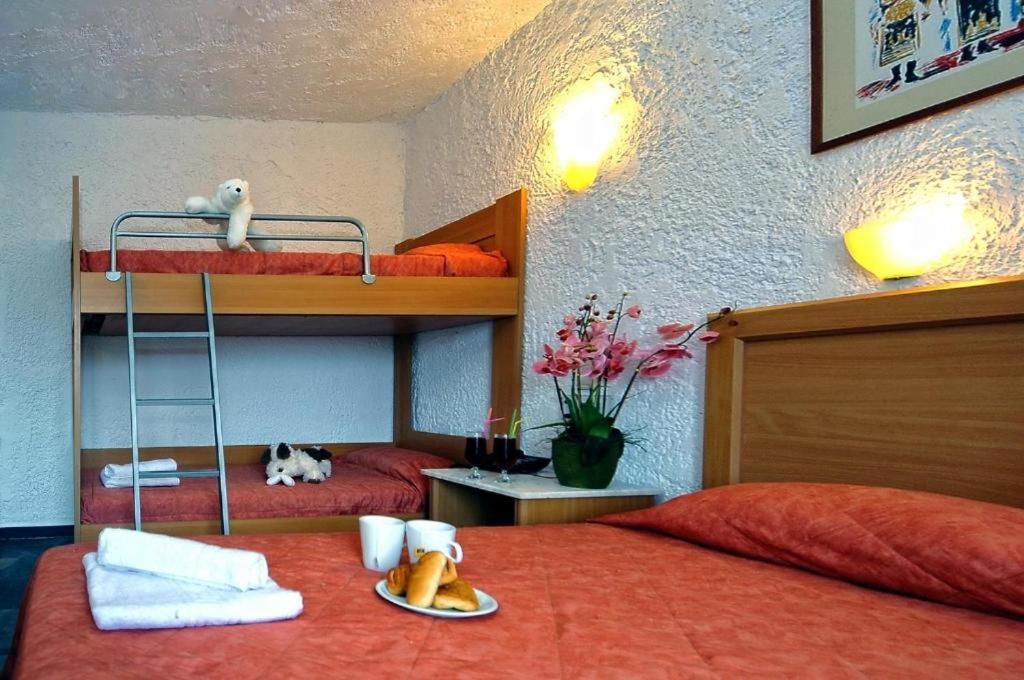 Karteros Hotel エクステリア 写真